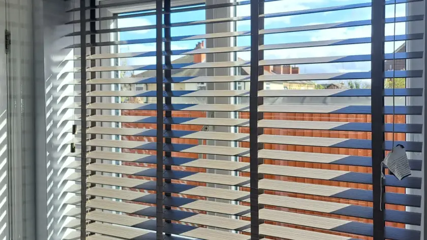 Venetian blinds with tapes fitted Rothwell, Leeds